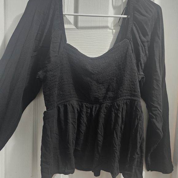 Old Navy Black Smocked Blouse - Picture 2 of 3